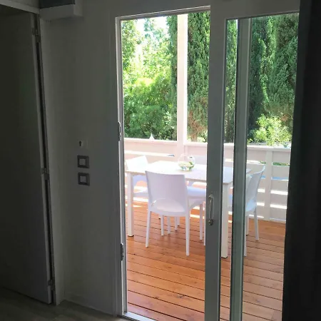 مكان تخييم Bahia Blanca جنوى